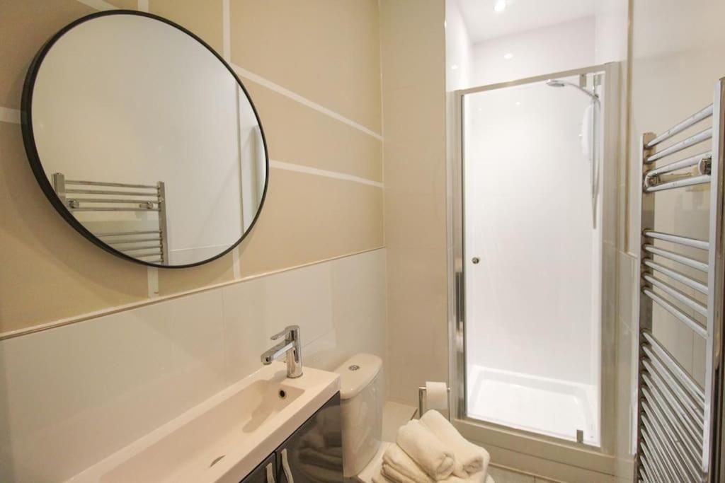 Spacious 1 Bed Apartment 1 Minute Walk From Square Nottingham Zewnętrze zdjęcie