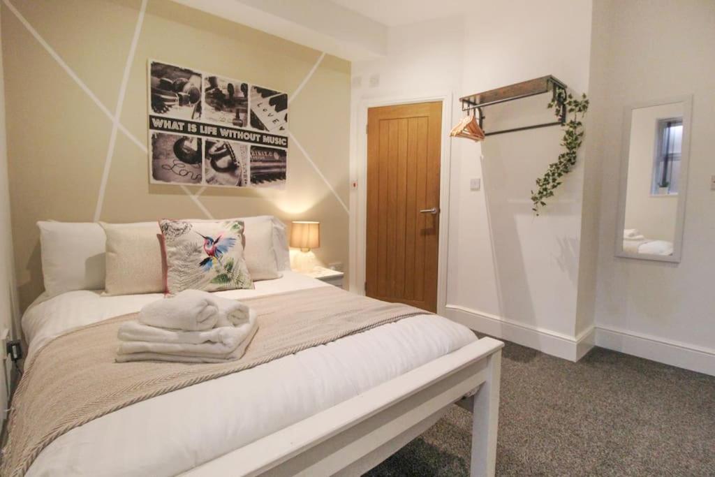 Spacious 1 Bed Apartment 1 Minute Walk From Square Nottingham Zewnętrze zdjęcie